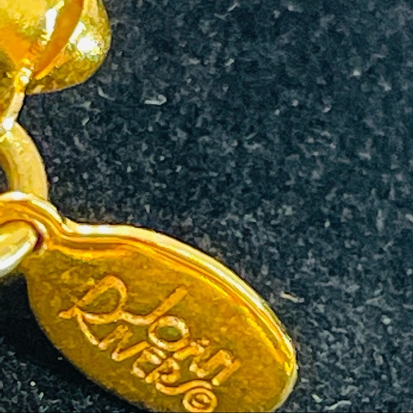 Joan Rivers Milk Faceted Lucite Bead Necklace - Picture 6 of 6